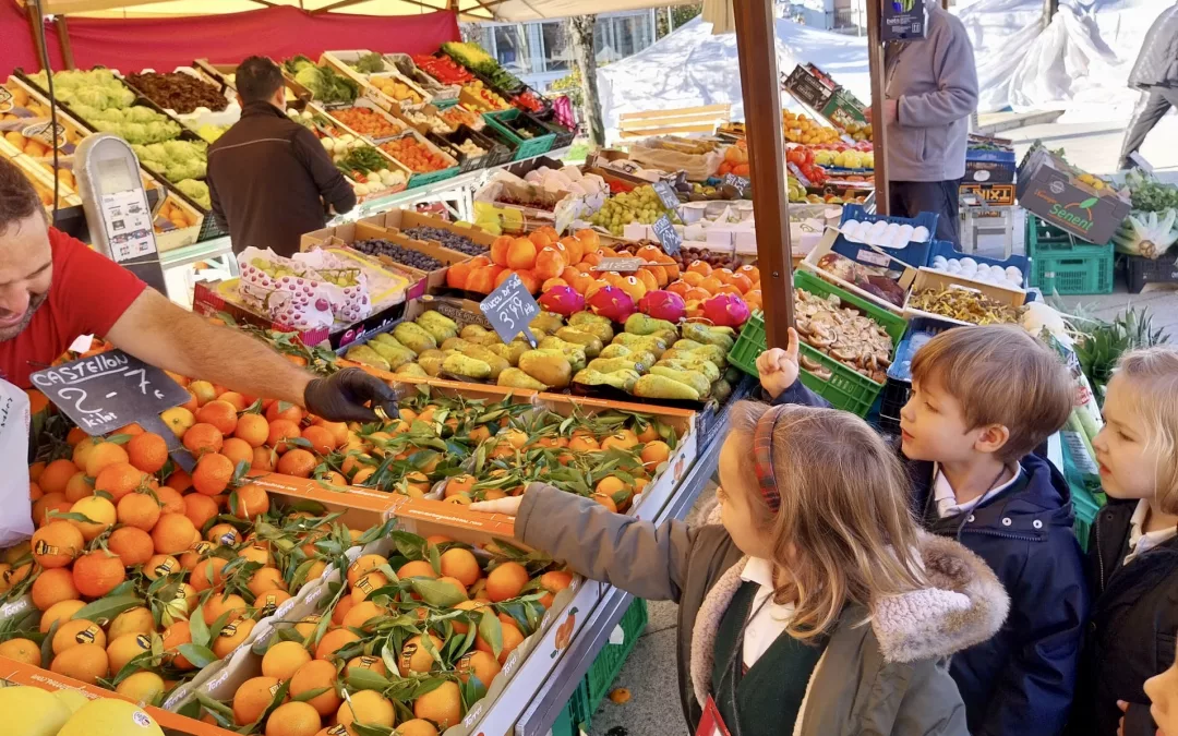  1º de Infantil de excursión al mercado